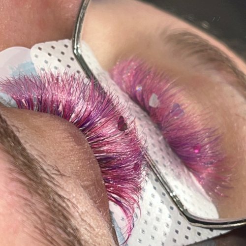 Valentine's lashes with heart glitter