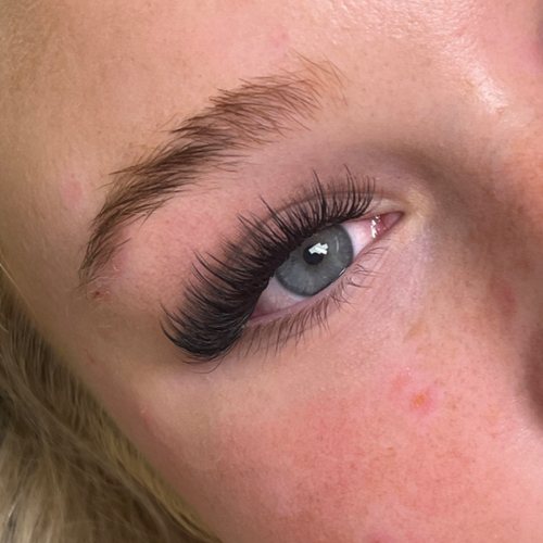 Wispy fairy, natural eye