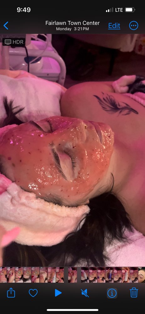 Hydrojelly mask treatment